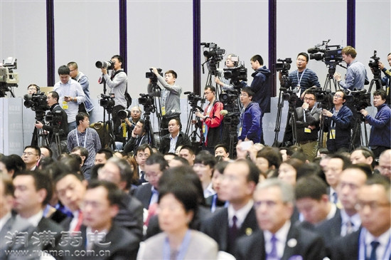 第三屆世界互聯(lián)網(wǎng)大會(huì)現(xiàn)場媒體跟蹤報(bào)道 第三屆世界互聯(lián)網(wǎng)大會(huì)現(xiàn)場媒體跟蹤報(bào)道